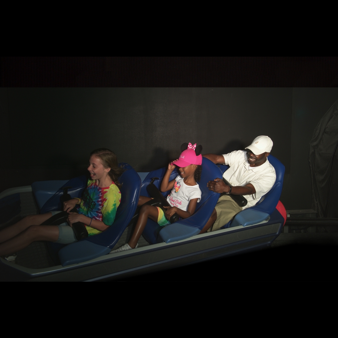 MK_SPACEMOUNTAINA_20170708_8068695445
