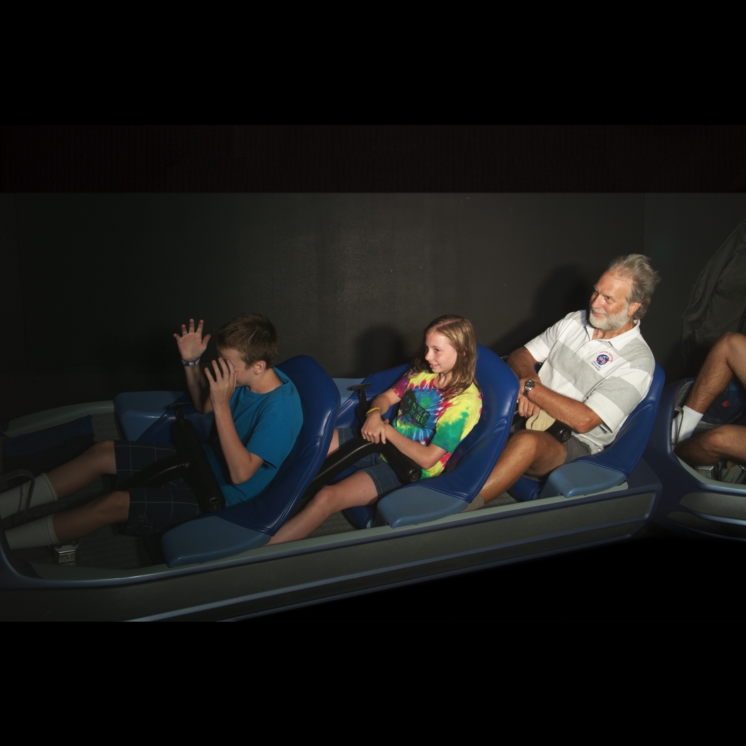 MK_SPACEMOUNTAINA_20170712_8070411351