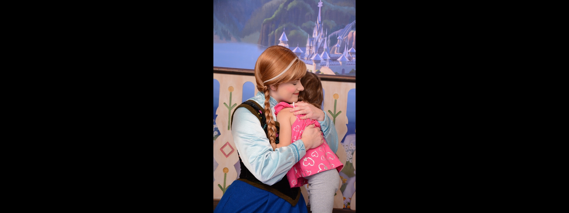 EPCOT_FROZENCHARA2_20180717_412518824440