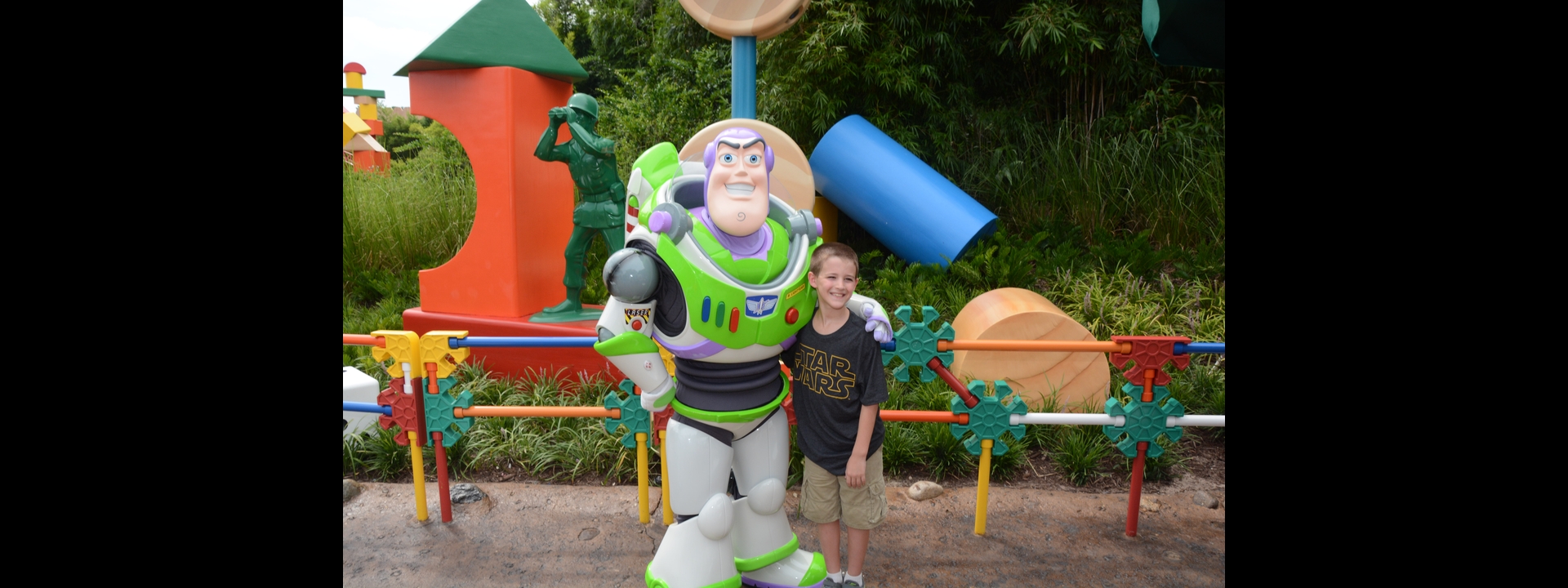 STUDIO_TOYSTORYLANDBUZZ_20180715_412483834510